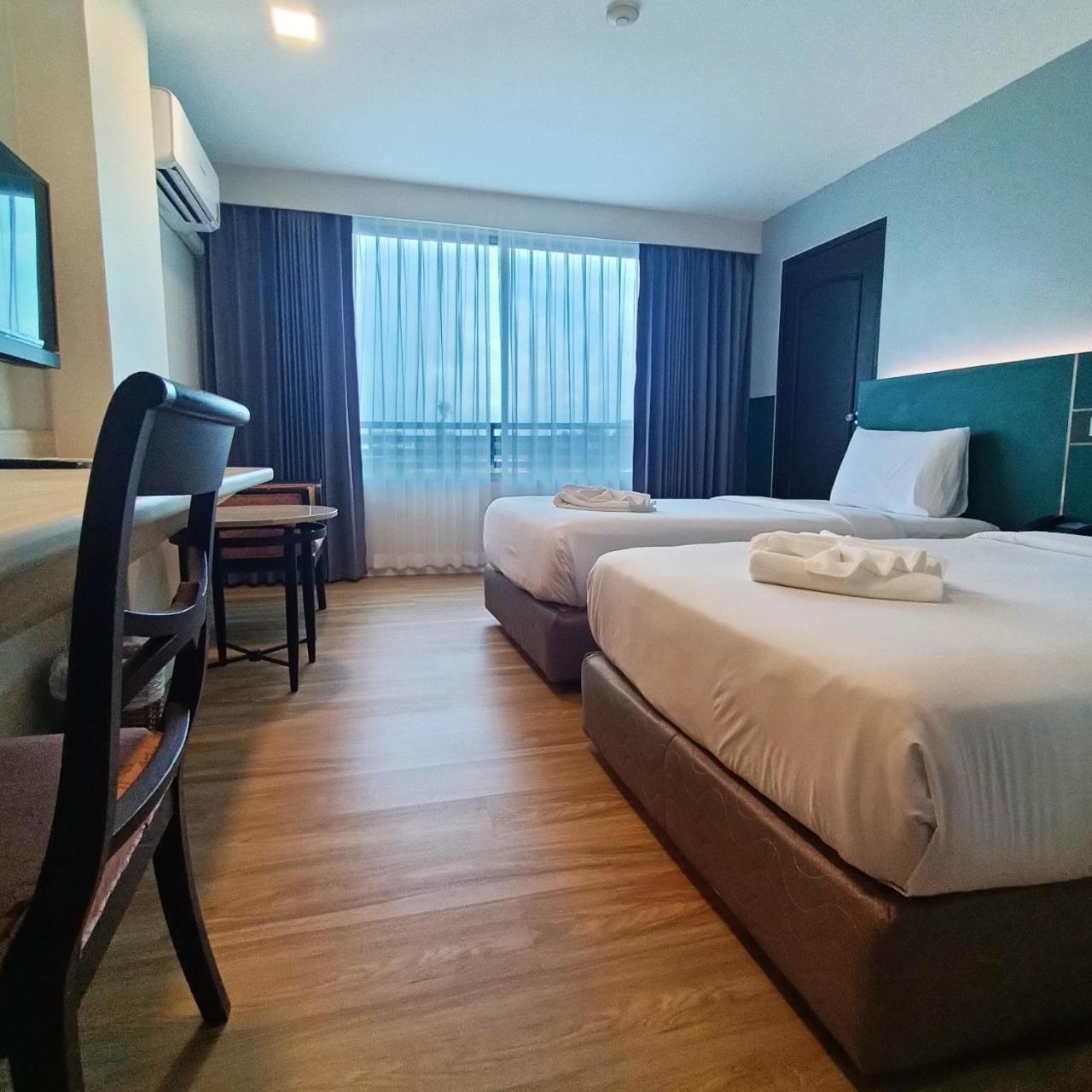 Mayflower Grande Hotel Phitsanulok Εξωτερικό φωτογραφία