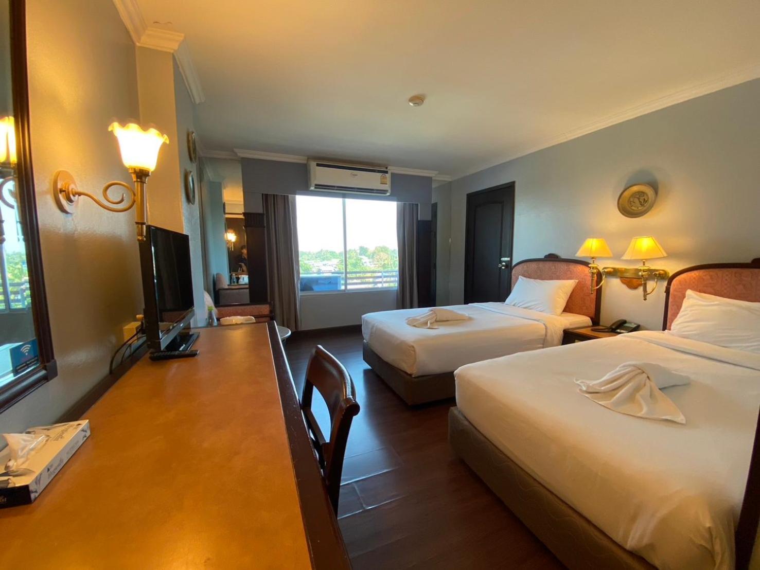 Mayflower Grande Hotel Phitsanulok Εξωτερικό φωτογραφία