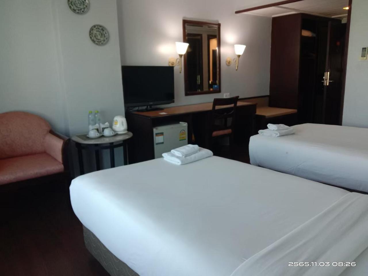 Mayflower Grande Hotel Phitsanulok Εξωτερικό φωτογραφία