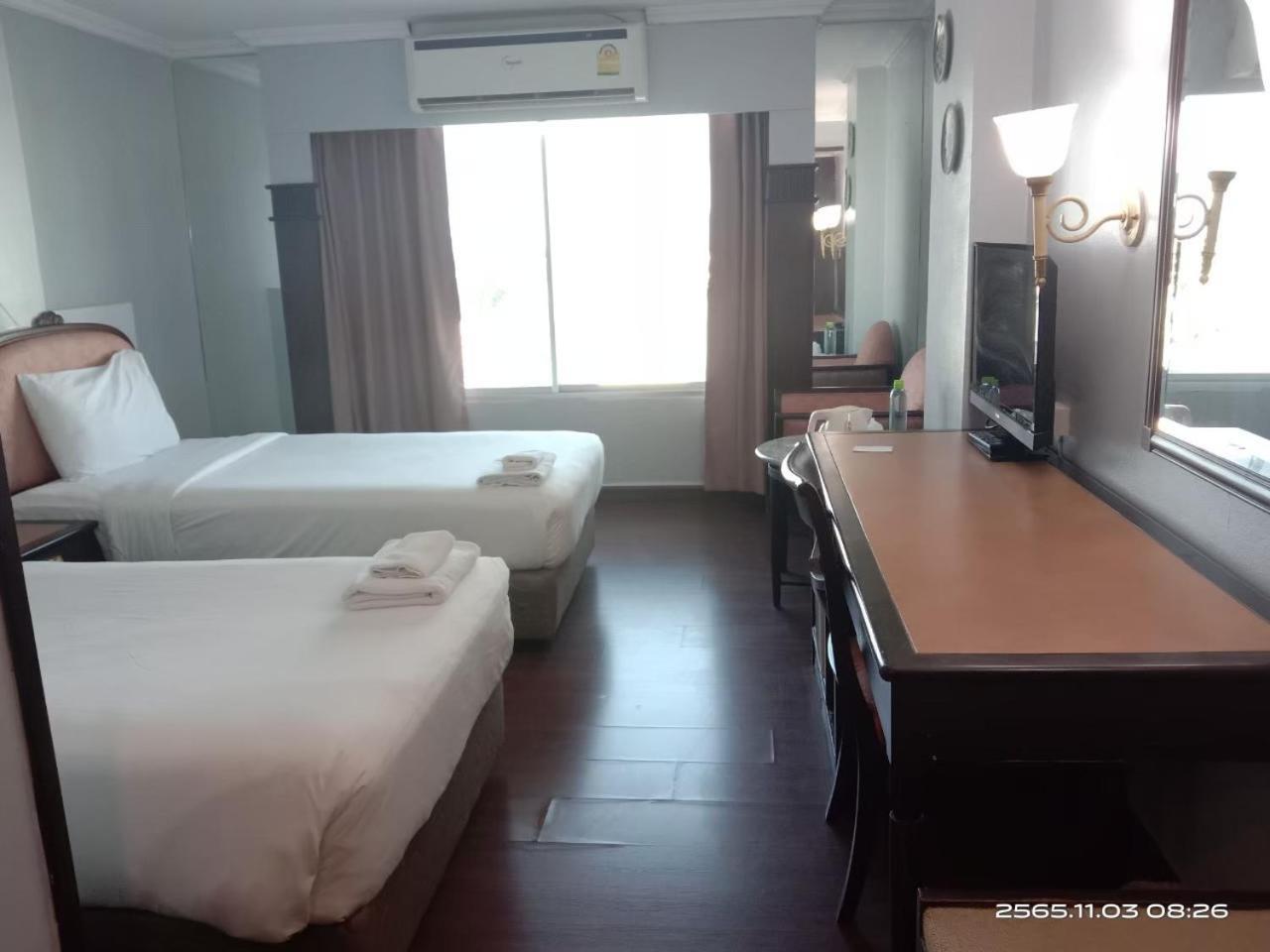 Mayflower Grande Hotel Phitsanulok Εξωτερικό φωτογραφία