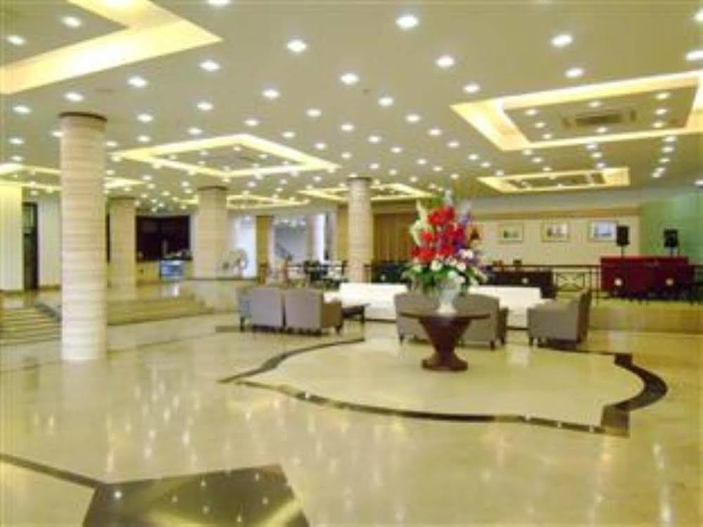 Mayflower Grande Hotel Phitsanulok Εξωτερικό φωτογραφία