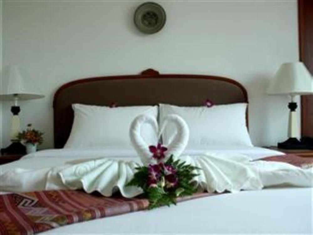 Mayflower Grande Hotel Phitsanulok Εξωτερικό φωτογραφία
