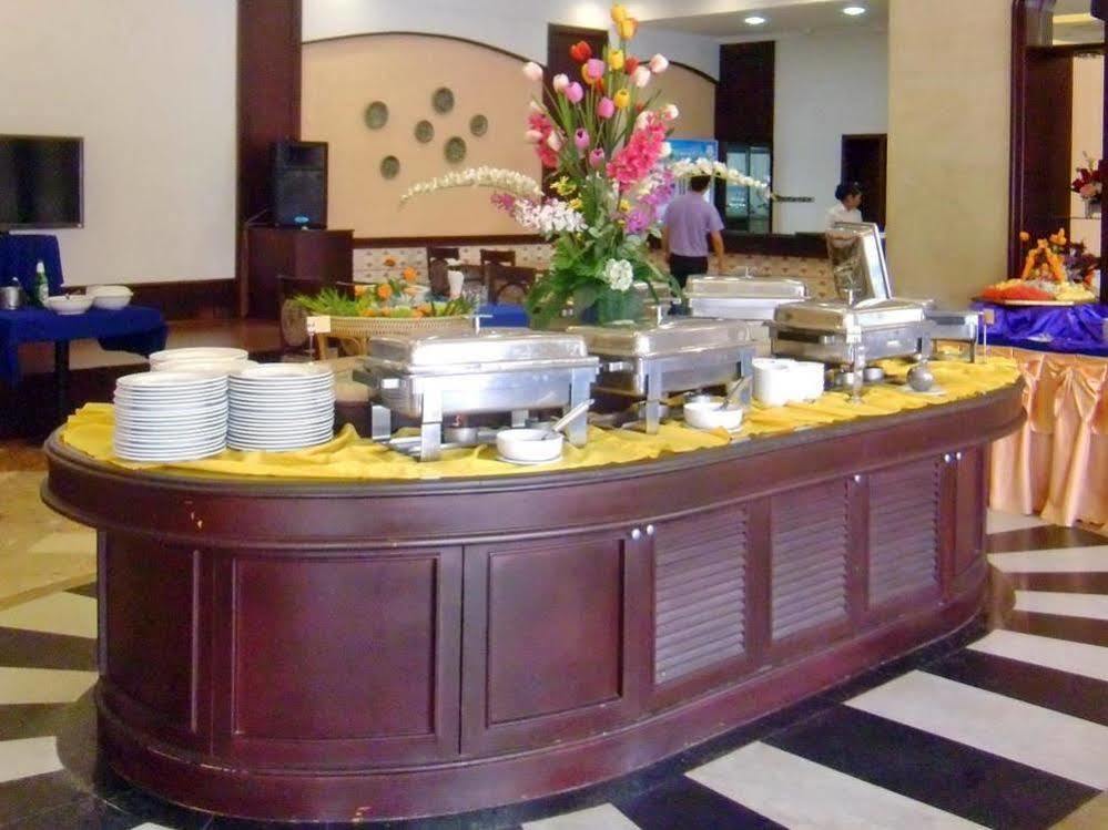 Mayflower Grande Hotel Phitsanulok Εξωτερικό φωτογραφία